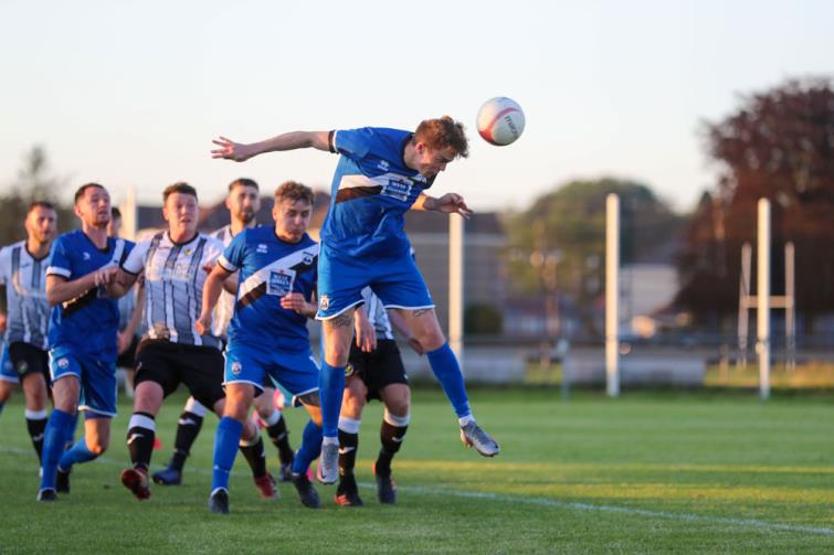 The danger is cleared at a corner.  Picture - Riley Sports Photography